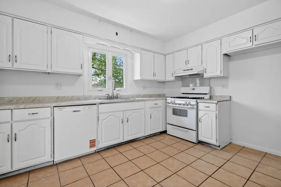 4420 Vernon Avenue, Brookfield, IL 60513 - #2
