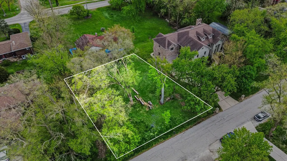 5865 Alabama Avenue, Willowbrook, IL 60527 - #1