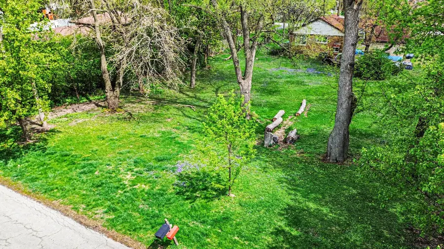 5865 Alabama Avenue, Willowbrook, IL 60527 - #2