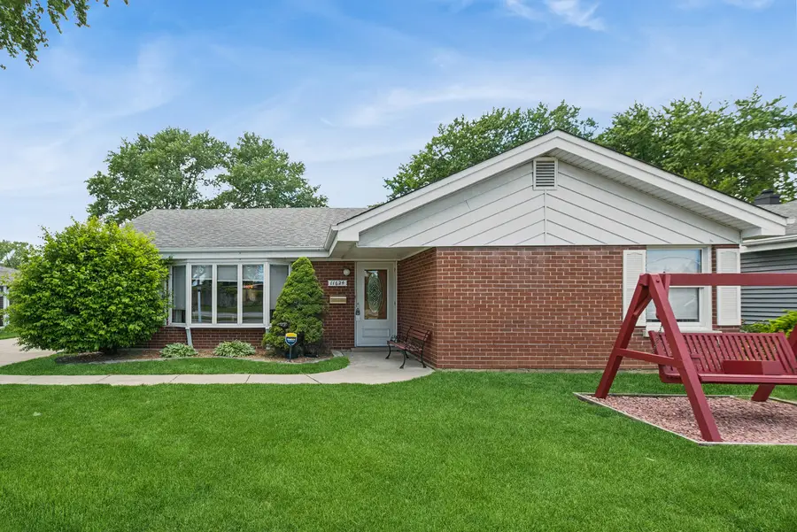 11624 S Ridgeland Avenue, Worth, IL 60482 - #2