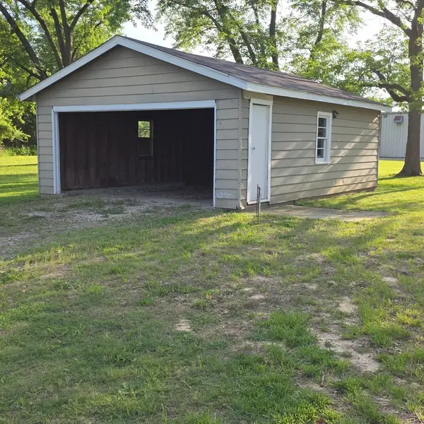 11495 N Brownsville Road, Mt Vernon, IL 62864