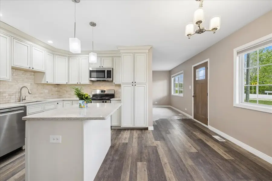 1221 Crystal Lake Road, Lake In The Hills, IL 60156 - #3