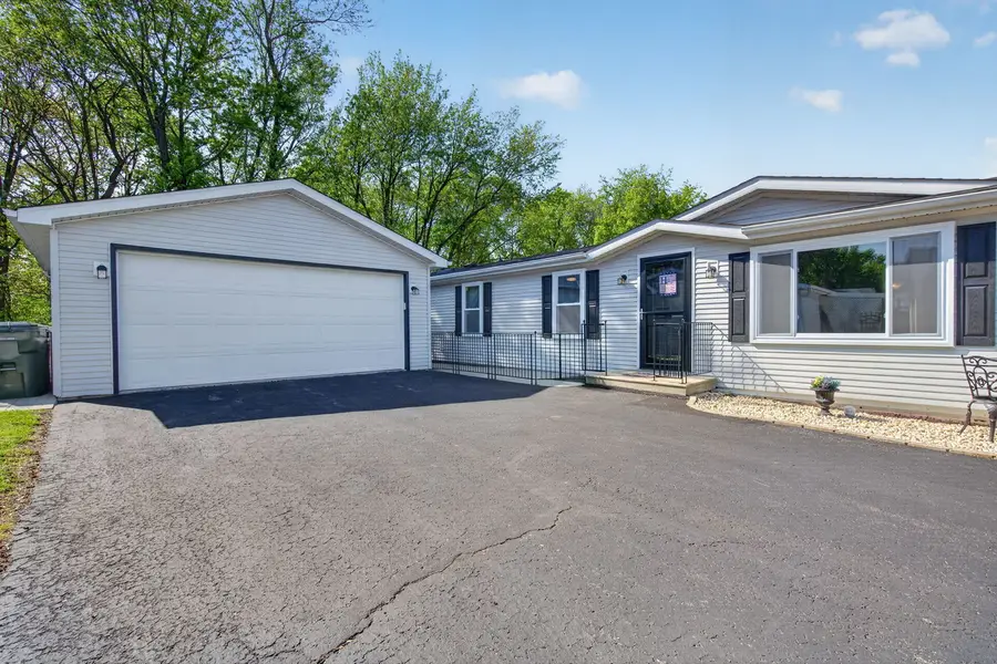 22533 S Woodside Drive, Channahon, IL 60410 - #2