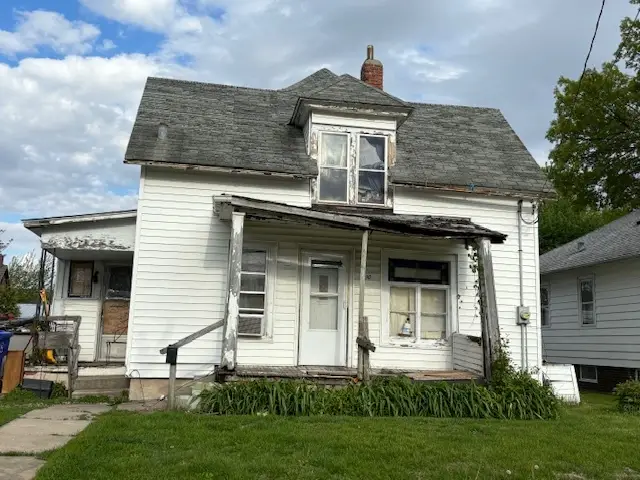 310 5th Avenue, Kewanee, IL 61443 - #1