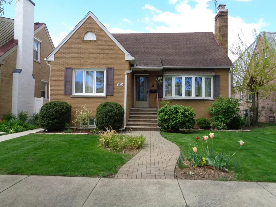 3532 N Pioneer Avenue, Chicago, IL 60634 - #2
