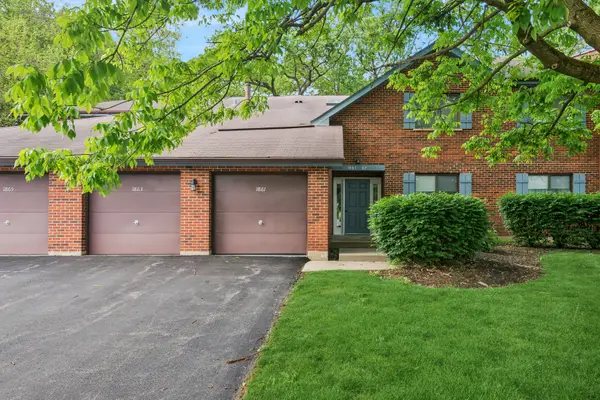 1863 Portsmouth Drive #11-4B, Lisle, IL 60532