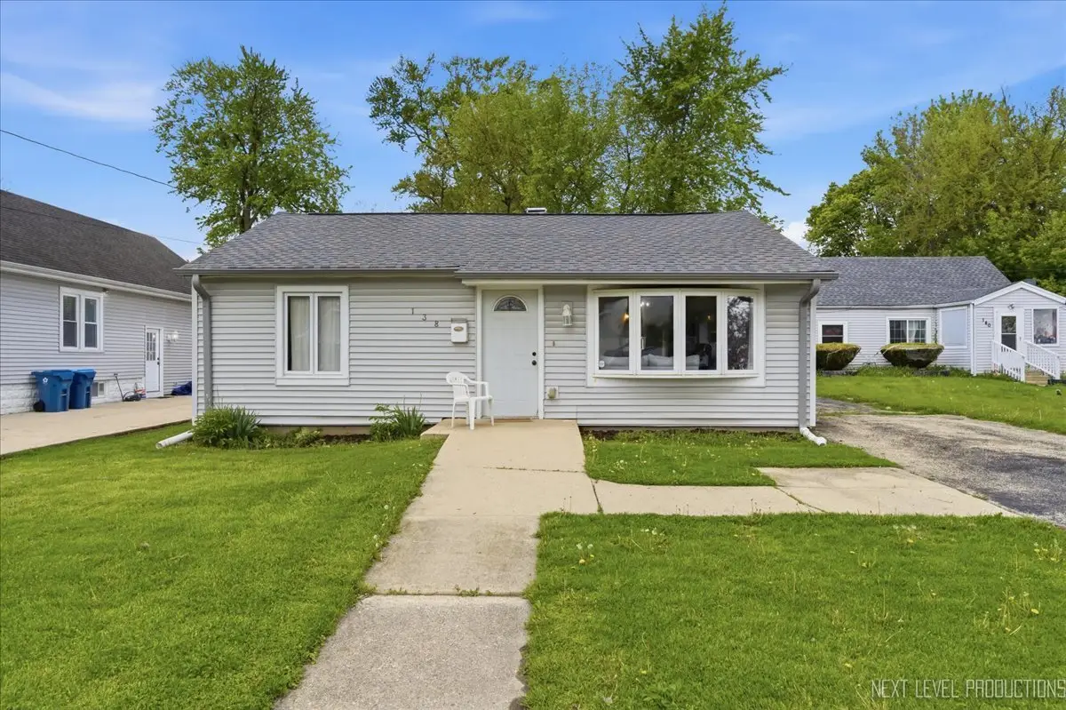 138 N Calhoun Street, Aurora, IL 60505 - #1