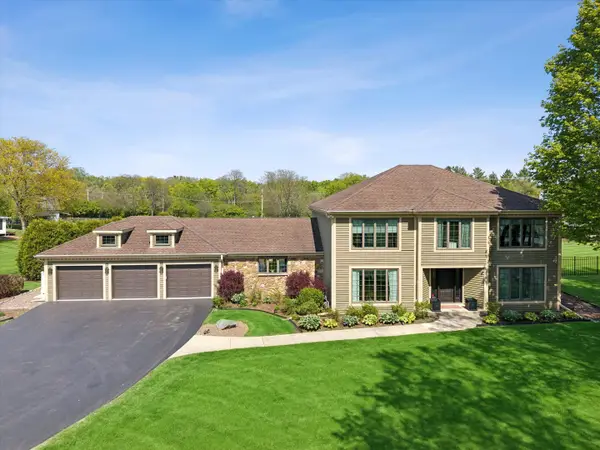 6731 Estate Lane, Long Grove, IL 60060