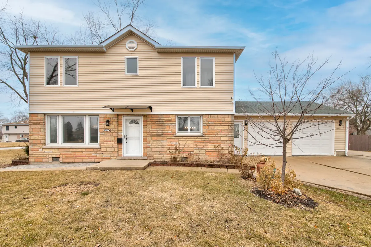 2659 Eisenhower Drive, Des Plaines, IL 60018 - #1