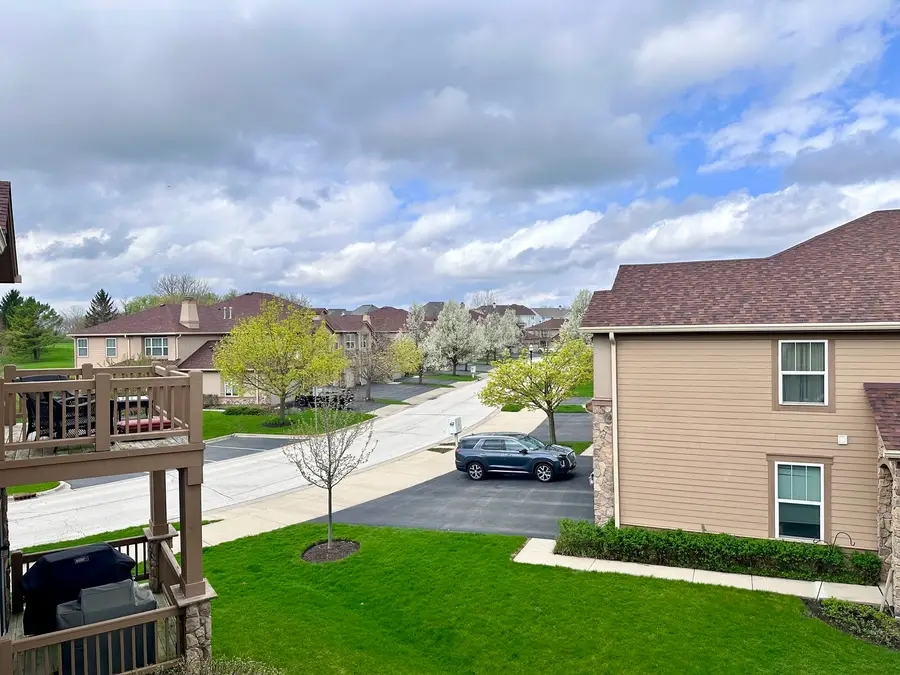 1875 N Crenshaw Circle, Vernon Hills, IL 60061 - #3