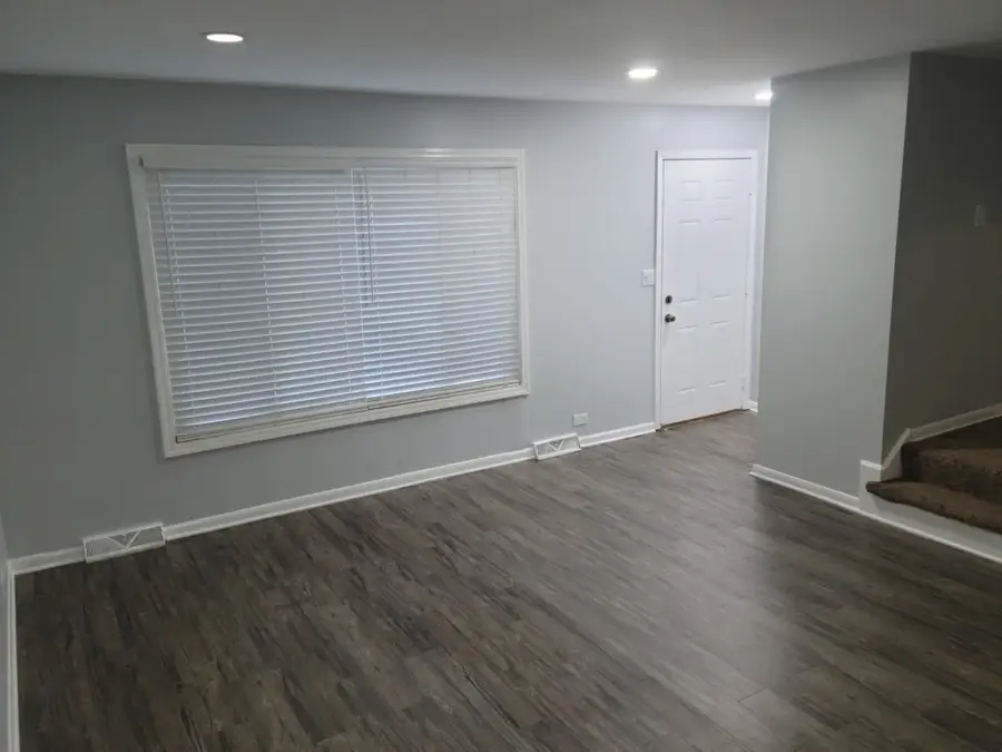 10081 Frontage Road #D, Skokie, IL 60077 - #3
