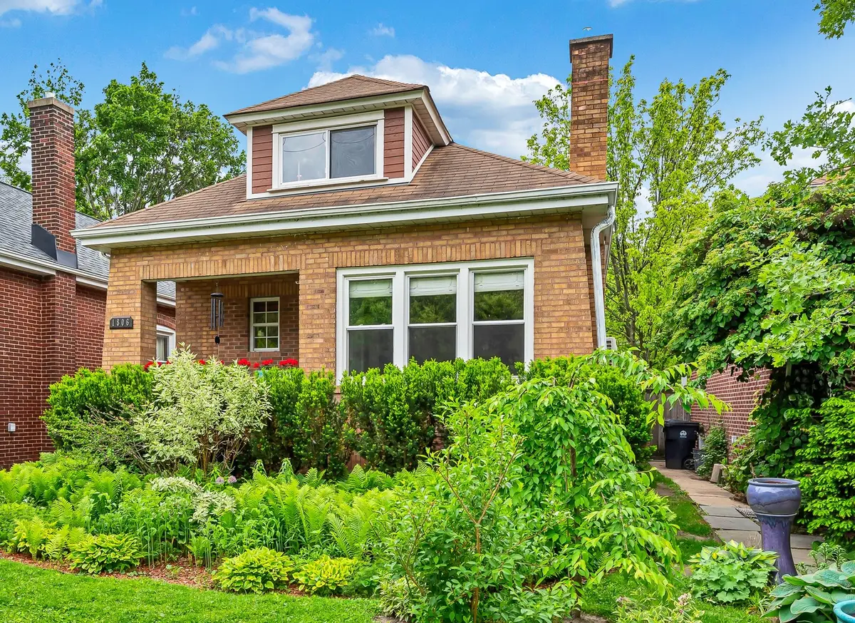 1806 Greenleaf Street, Evanston, IL 60202 - #1