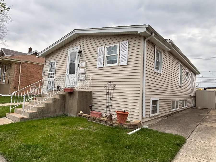 2340 Krueger Street, Blue Island, IL 60406 - #2