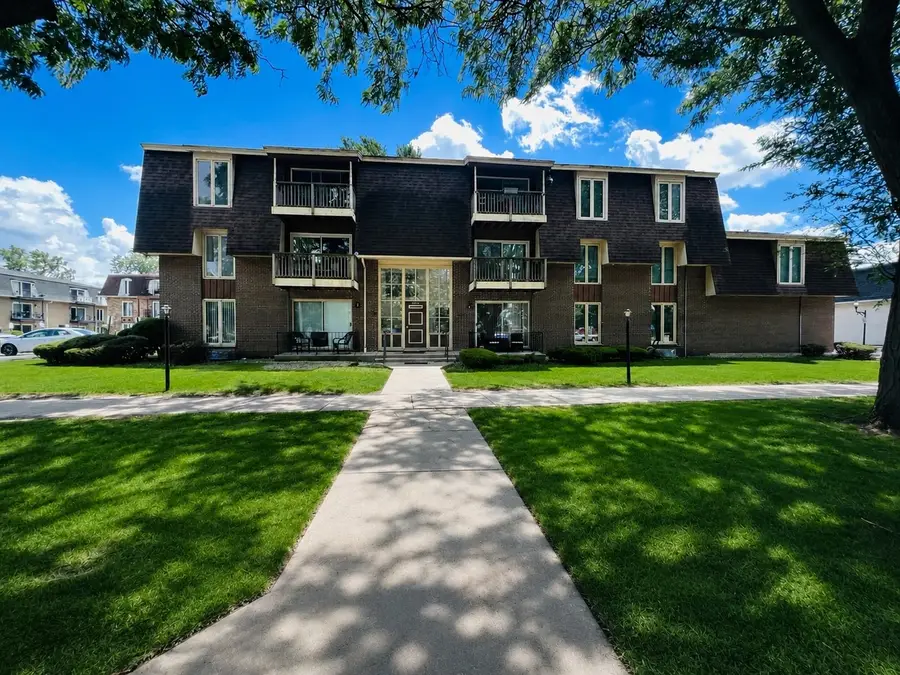 5721 W 103rd Street #203, Oak Lawn, IL 60453 - #2