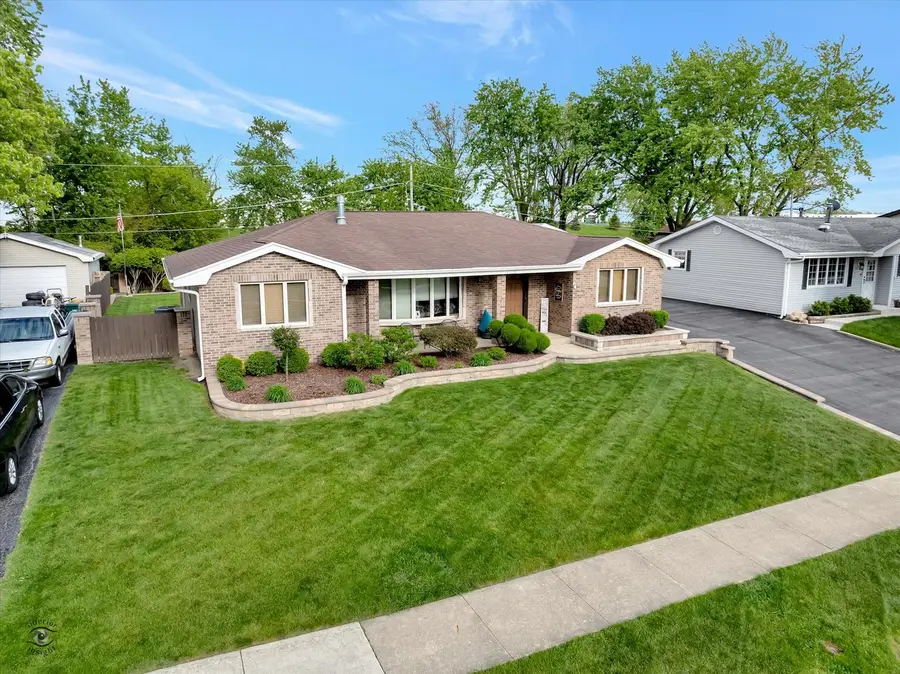 14635 S 135th Avenue, Lockport, IL 60441 - #2