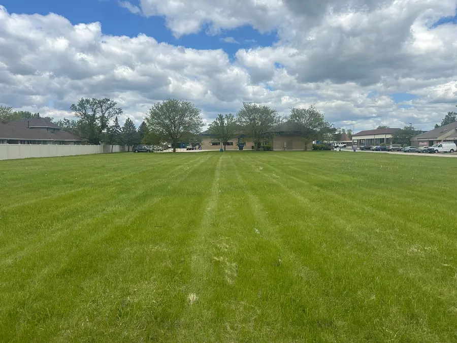 99 W Merchants Drive, Oswego, IL 60543 - #2