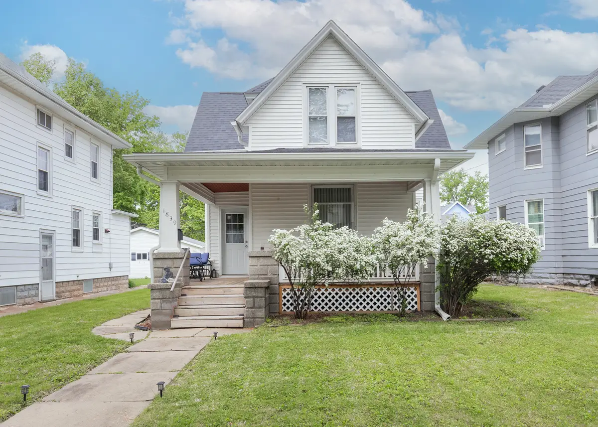 1839 15th Street, Moline, IL 61265 - #1