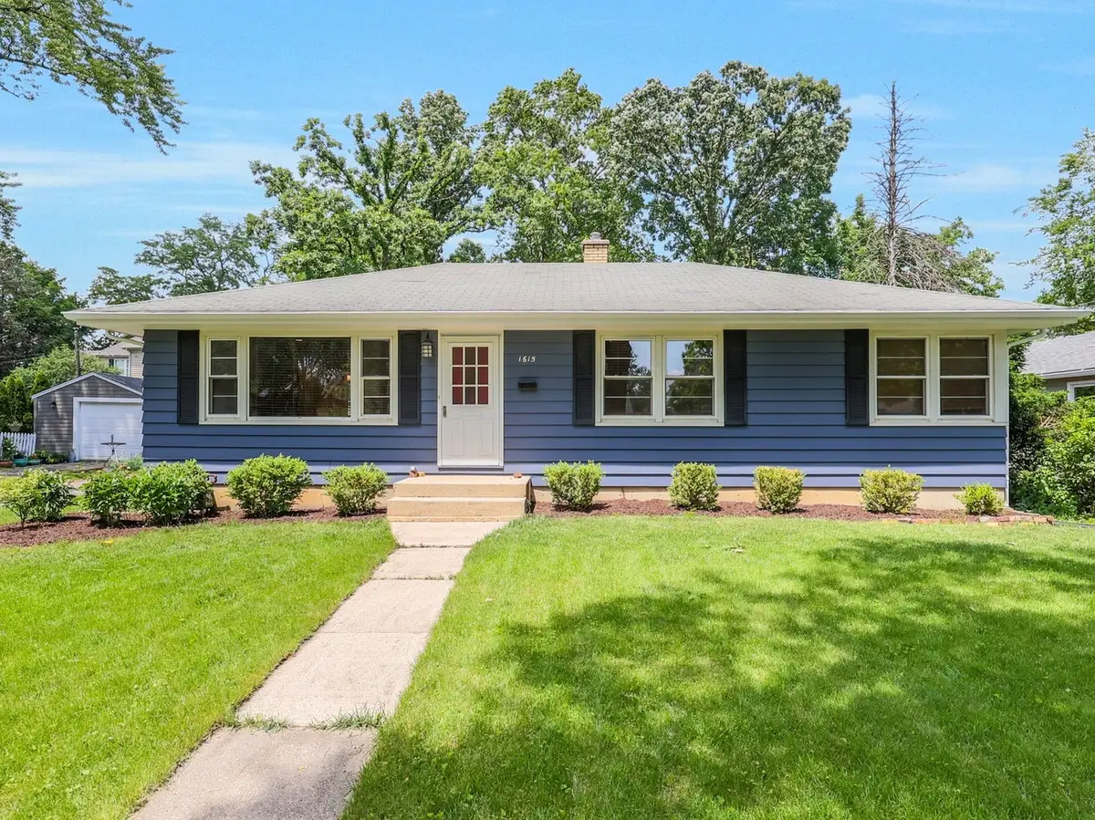 1615 E Evergreen Street, Wheaton, IL 60187 - #1