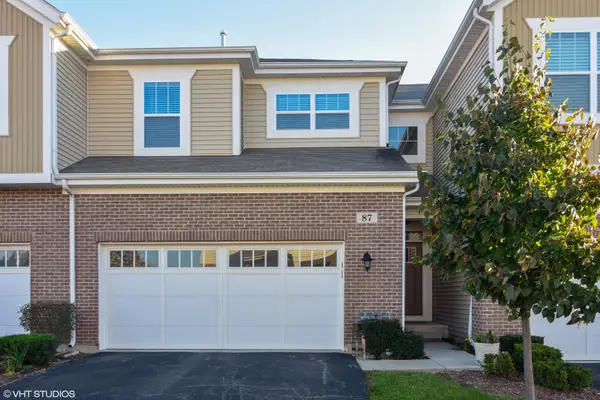 87 E Preserve Drive, Palatine, IL 60074