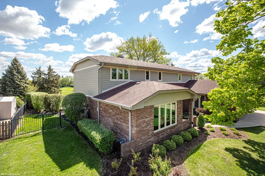 6645 Wedgewood Lane, Willowbrook, IL 60527 - #2