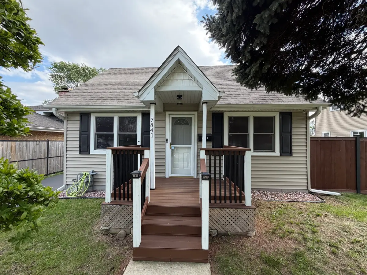 7841 45th Place, Lyons, IL 60534 - #1