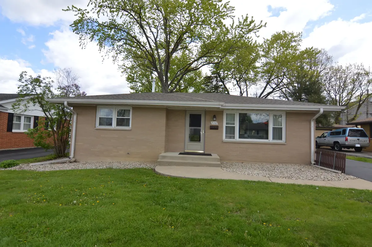 426 Brown Street, Wauconda, IL 60084 - #1
