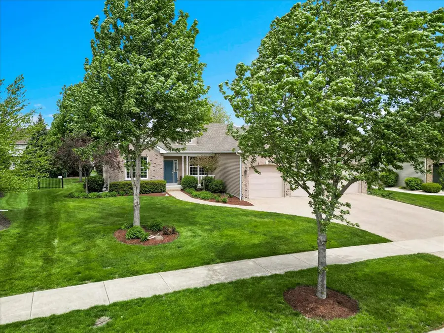 1131 Clearwater Drive, Yorkville, IL 60560 - #3