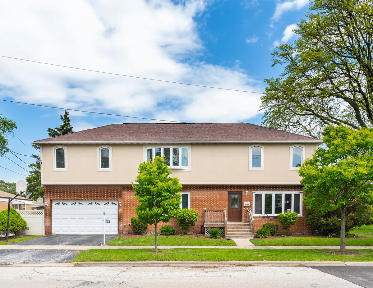 8330 Gross Point Road, Morton Grove, IL 60053 - #1