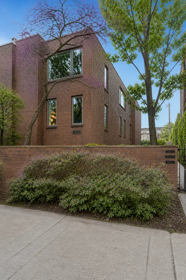 1926 N Mohawk Street #12, Chicago, IL 60614