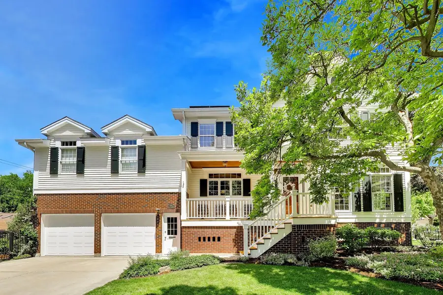 418 S Na Wa Ta Avenue, Mount Prospect, IL 60056 - #2