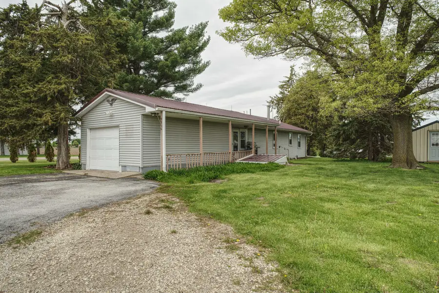 9896 Lincoln Road, Morrison, IL 61270 - #2