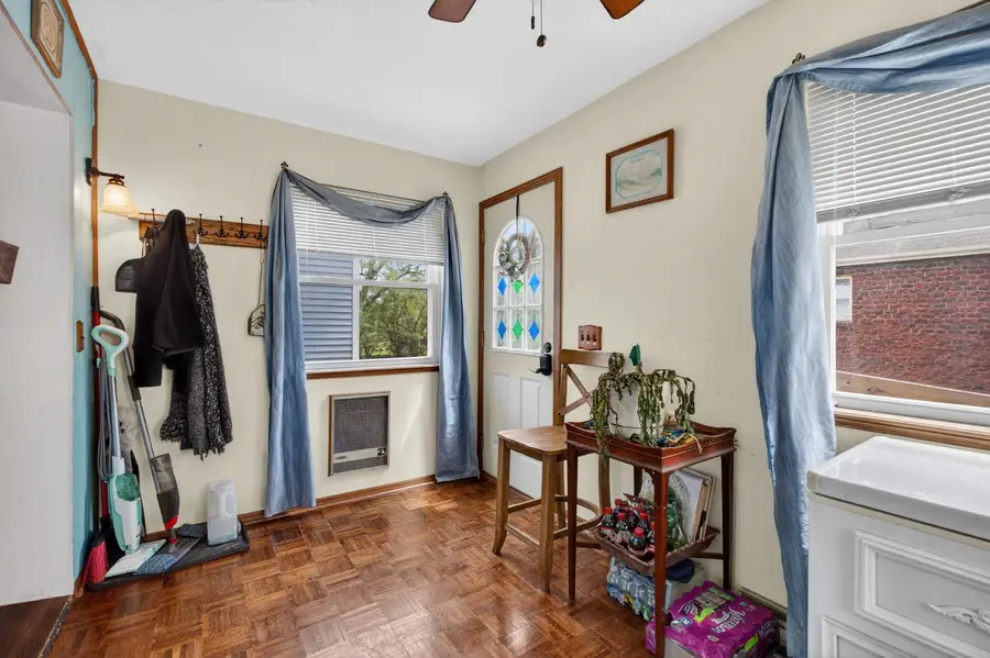 2015 N Zenith Avenue, Davenport, IA 52804 - #3