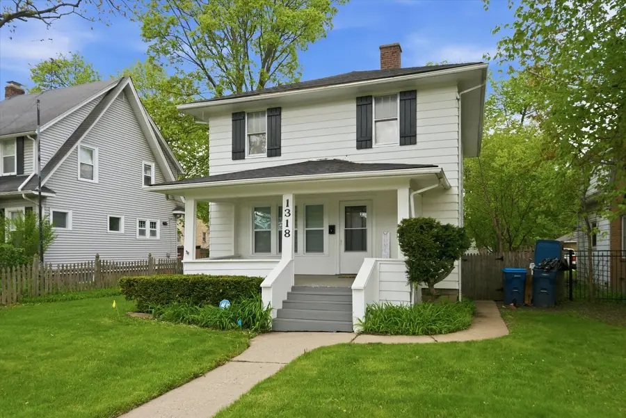 1318 N Jackson Street, Waukegan, IL 60085 - #3