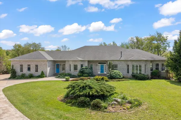 588 E County Road 2400, Dewey, IL 61840