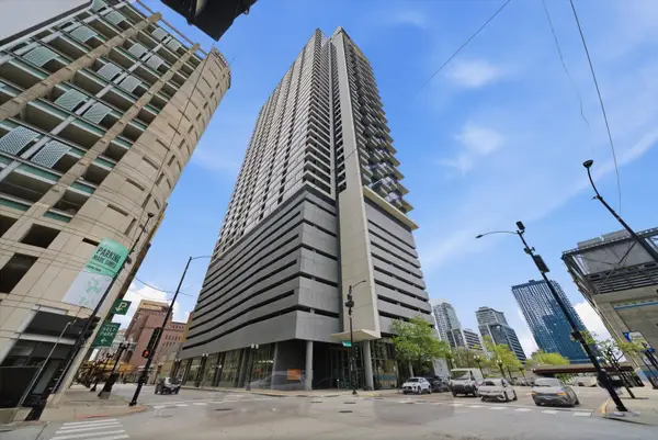 235 W Van Buren Street #3814, Chicago, IL 60607