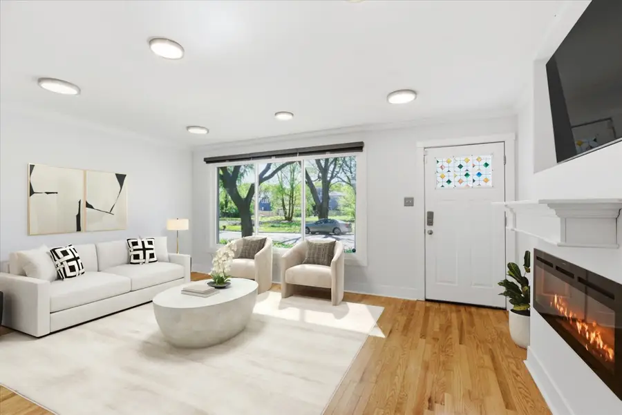 6323 S Wood Street, Chicago, IL 60636 - #2