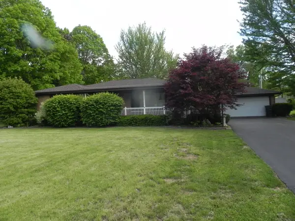 9 E North Court, Decatur, IL 62526