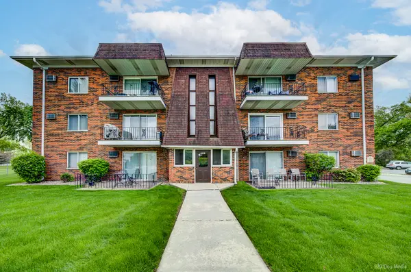 5701 129th Street #2D, Crestwood, IL 60418