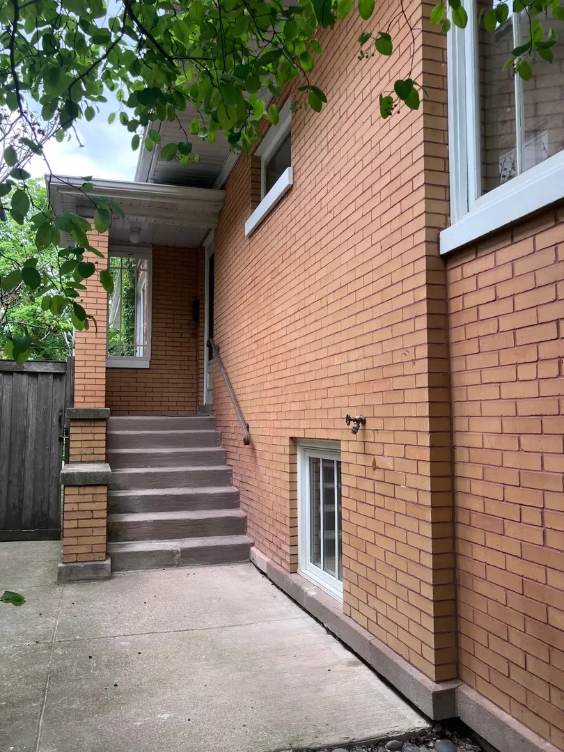 713 S Humphrey Avenue, Oak Park, IL 60304 - #3