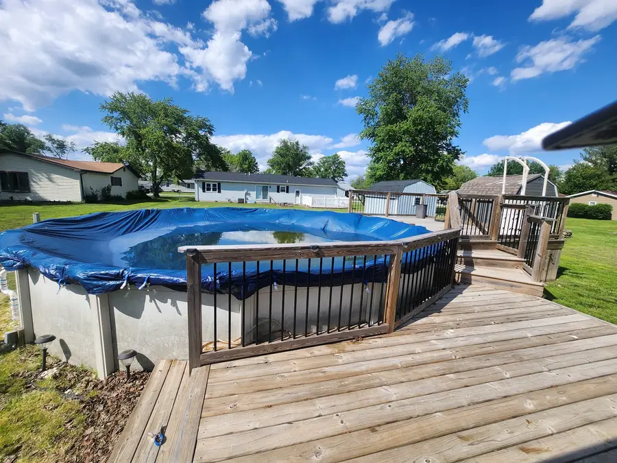 911 N Sunset Drive, Pinckneyville, IL 62274 - #2