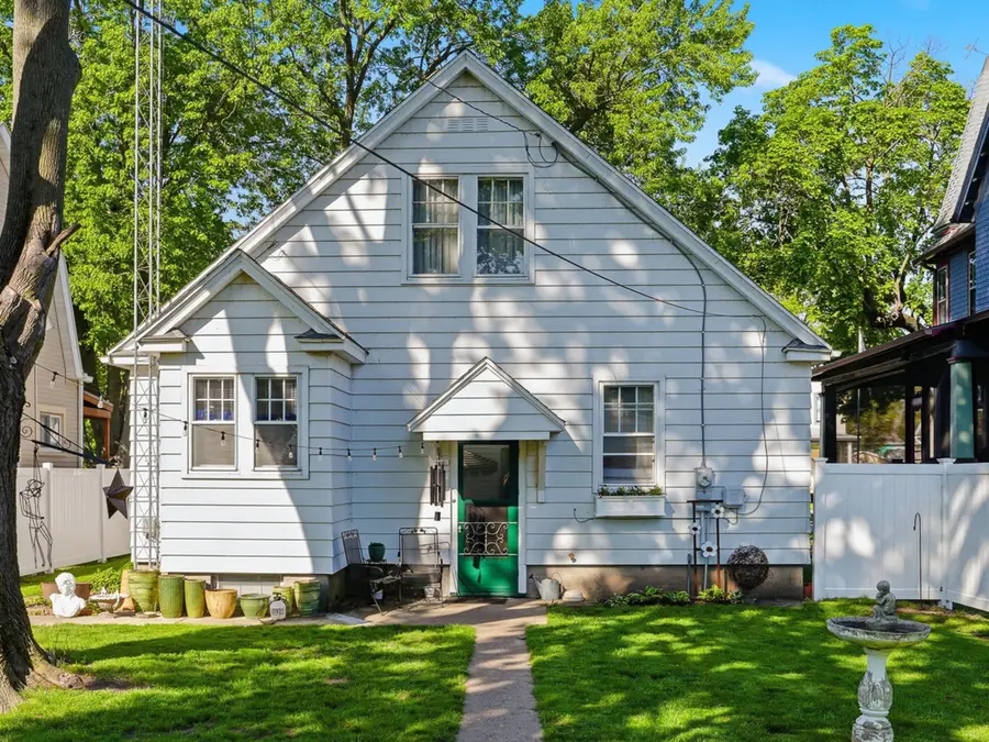 606 1st Avenue, Sterling, IL 61081 - #3