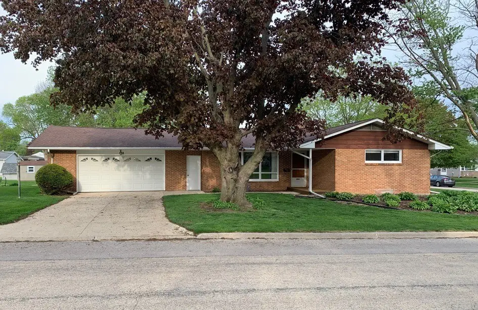 504 Ash Avenue, Morrison, IL 61270 - #1