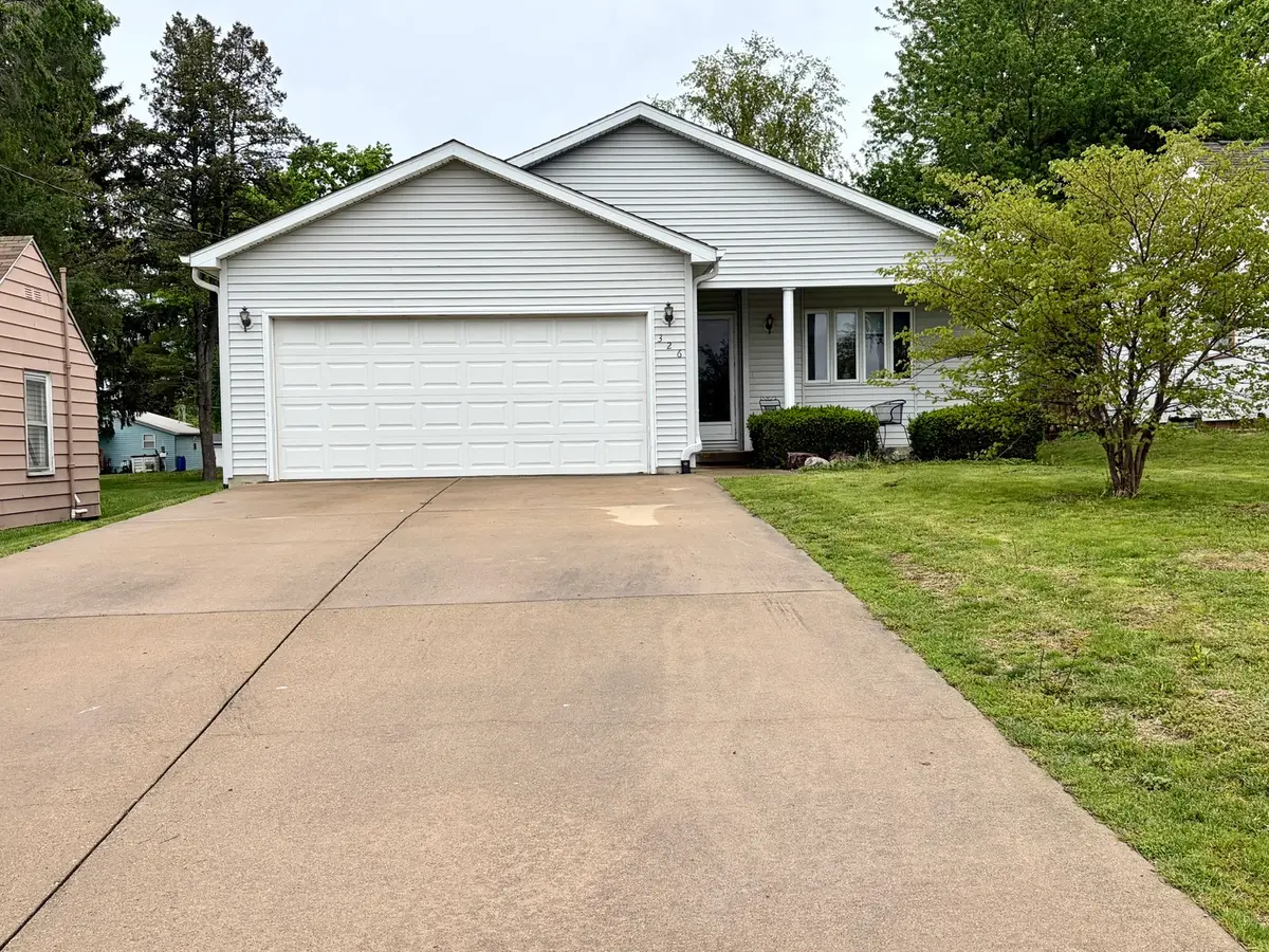 326 W Hight Street, Macon, IL 62544 - #1
