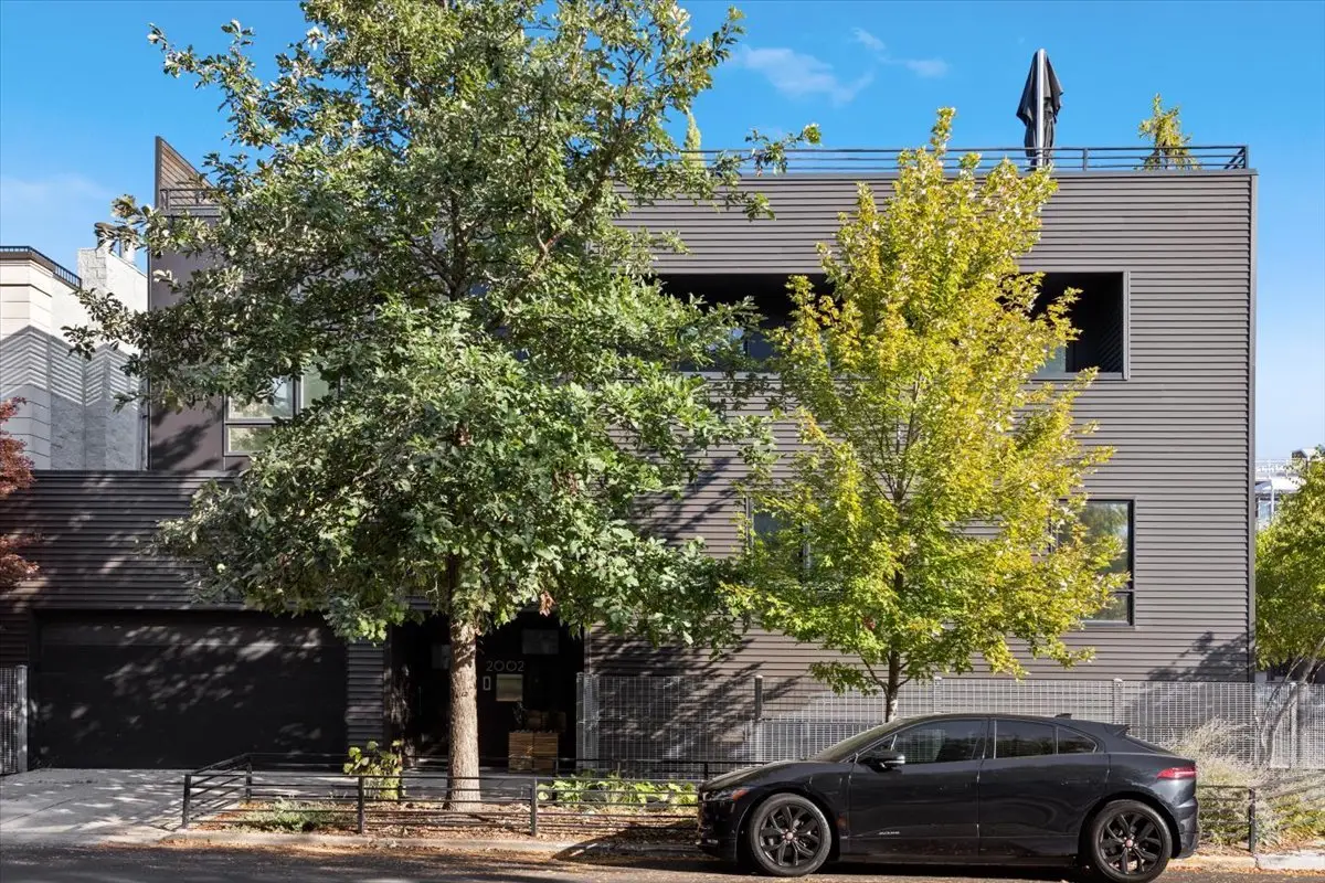 2002 W Ohio Street, Chicago, IL 60612 - #1