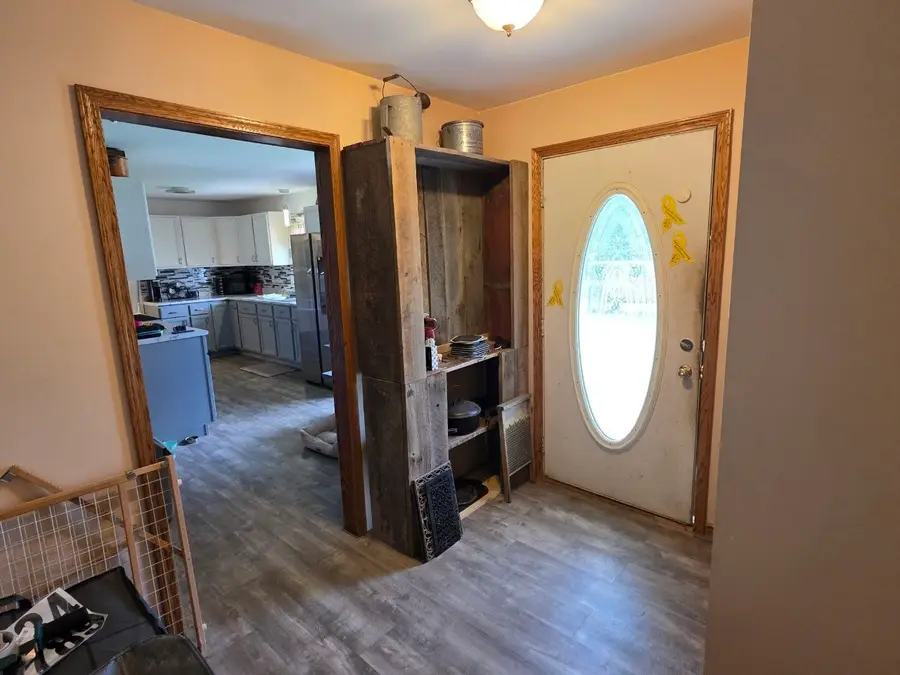200 W South Street, Flanagan, IL 61740 - #2