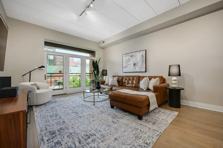 1111 W Madison Street #3B, Chicago, IL 60607 - #3