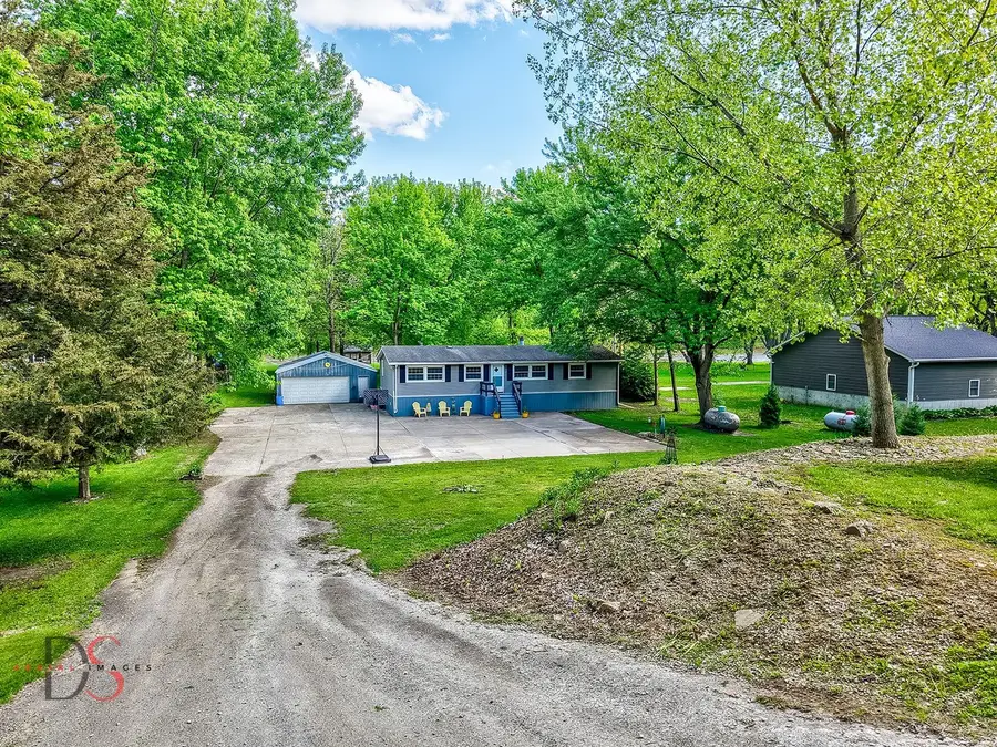 1906 N 2959th Road, Ottawa, IL 61350 - #3
