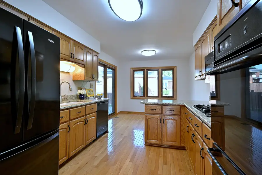 3100 Grandview Place, Darien, IL 60561 - #3