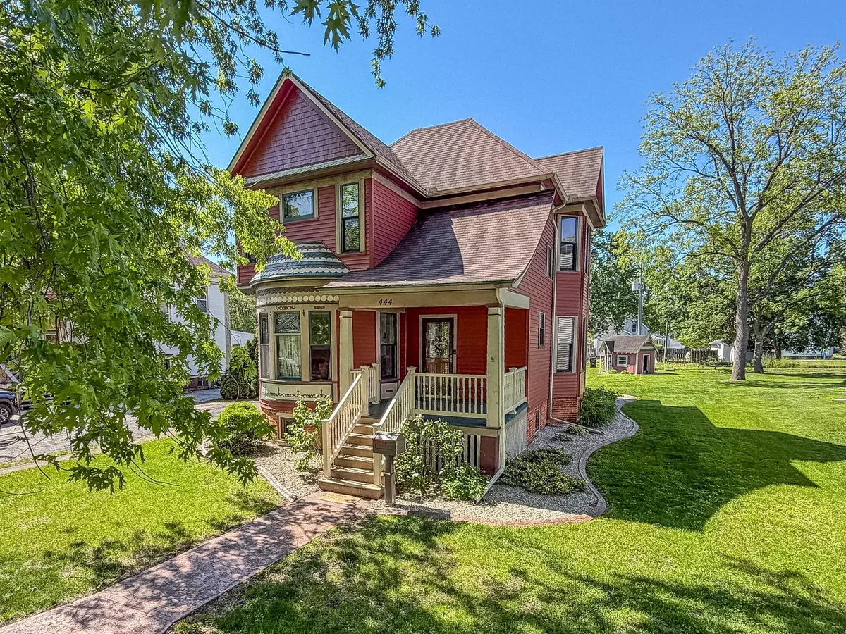 444 E Center Street, Paxton, IL 60957 - #1