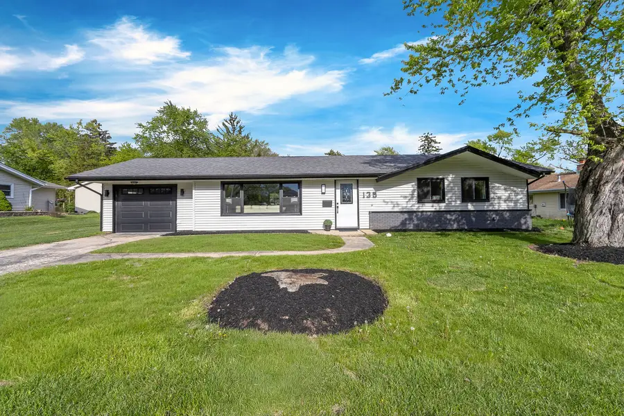 135 S Walnut Lane, Schaumburg, IL 60193 - #2